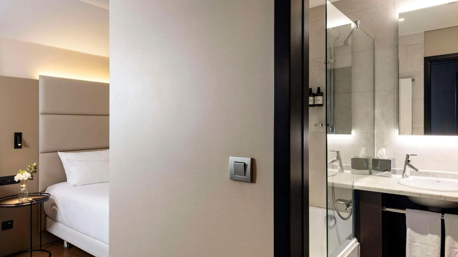Nh Geneva Airport Hotel Meyrin 4*,  Switzerland