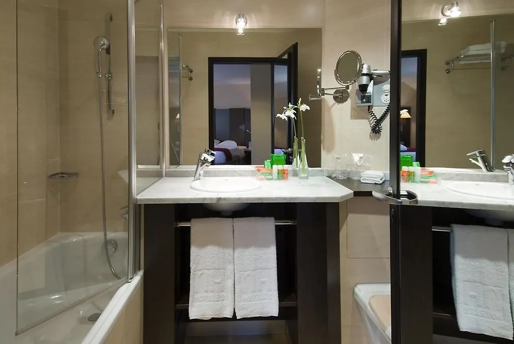 Nh Geneva Airport Hotel Meyrin İsviçre