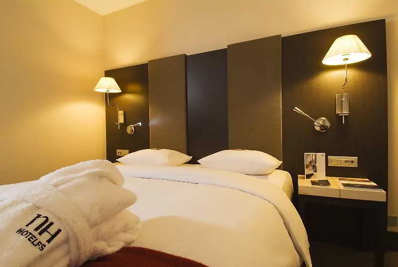 Nh Geneva Airport Hotel Meyrin 4*,