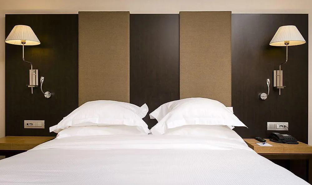 Nh Geneva Airport Hotel Meyrin 4*,  Switzerland